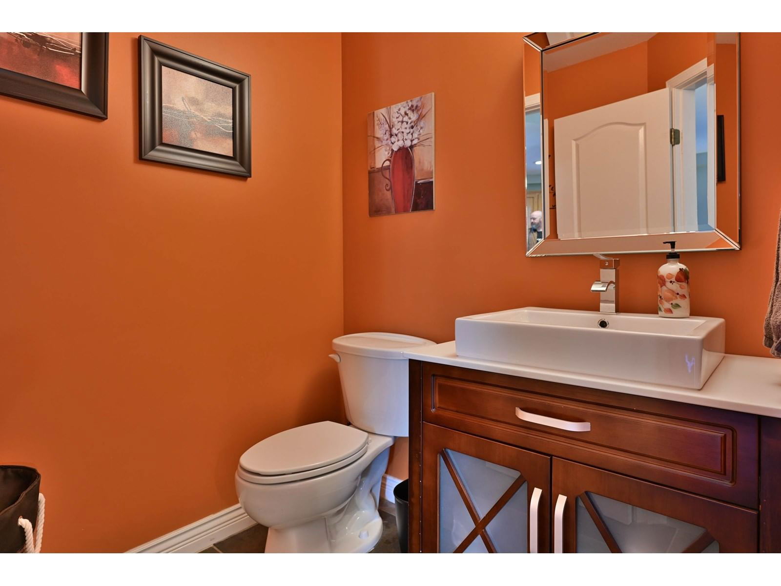 18863 64A Image 9