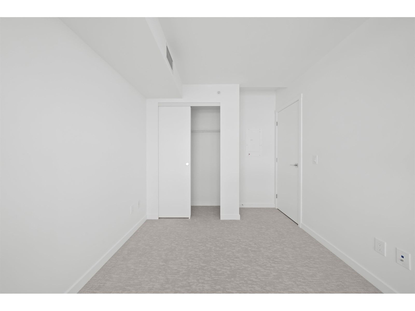 1211 - 13350 CENTRAL Image 15