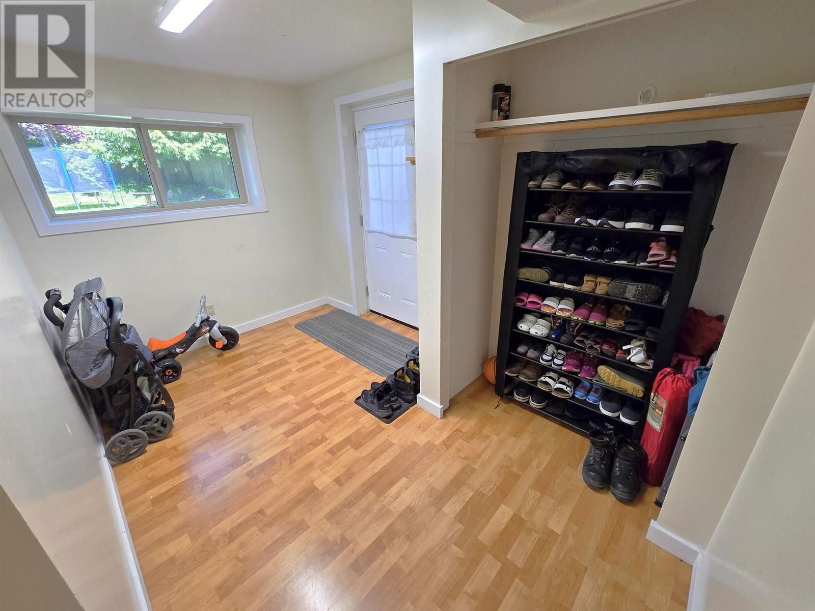 4934 AGAR AVENUE Image 20
