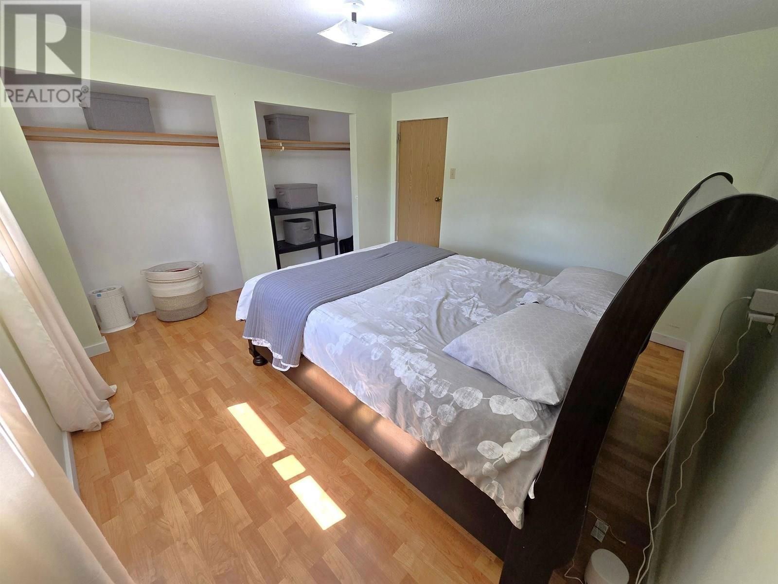4934 AGAR AVENUE Image 26