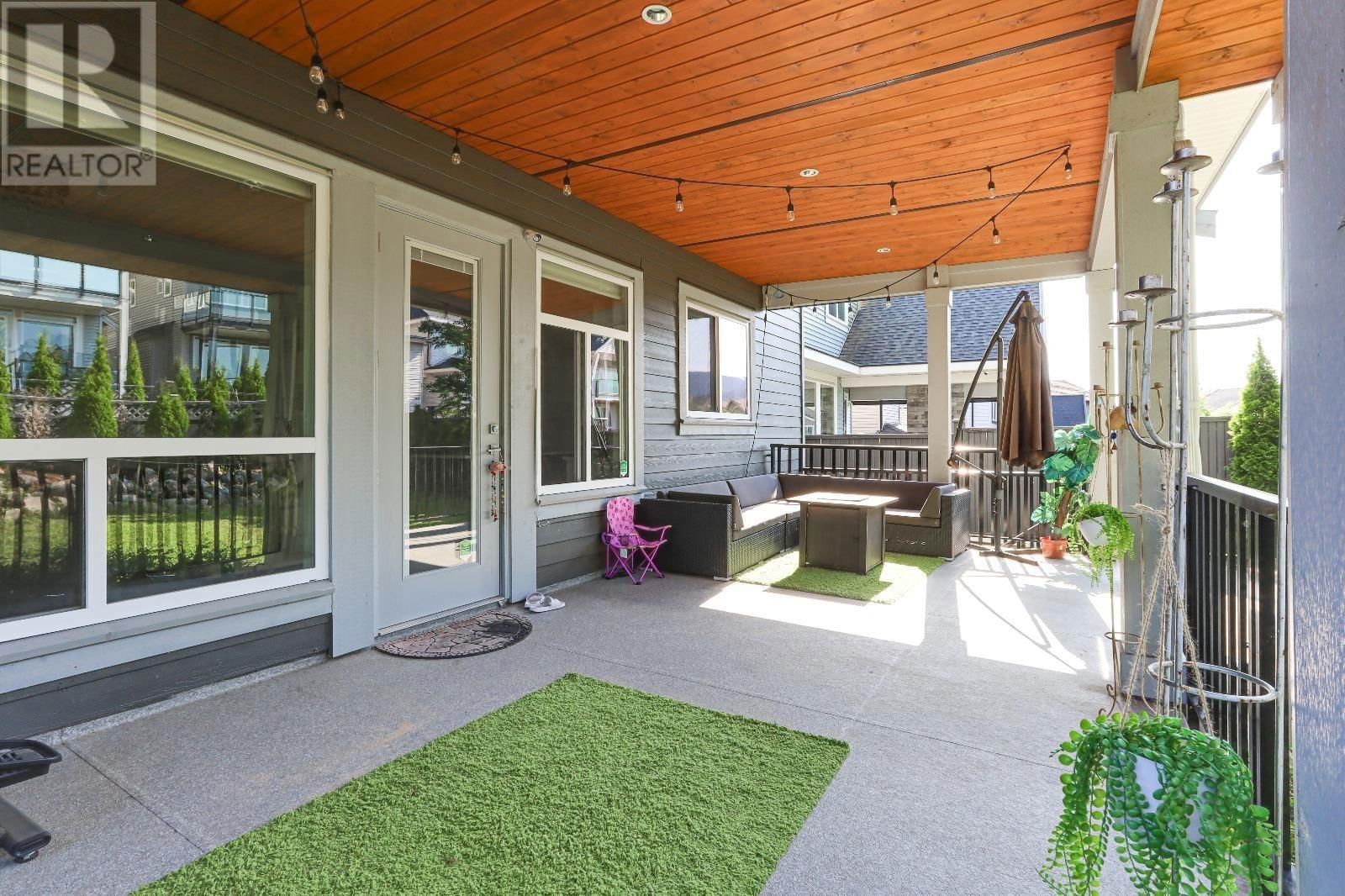 3399 DERBYSHIRE AVENUE Image 33