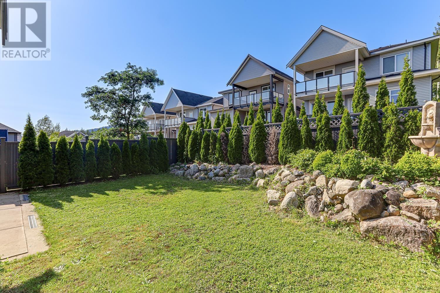 3399 DERBYSHIRE AVENUE Image 34