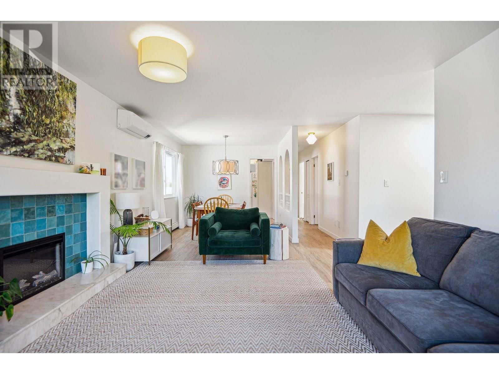 4334 ST. CATHERINES STREET Image 4