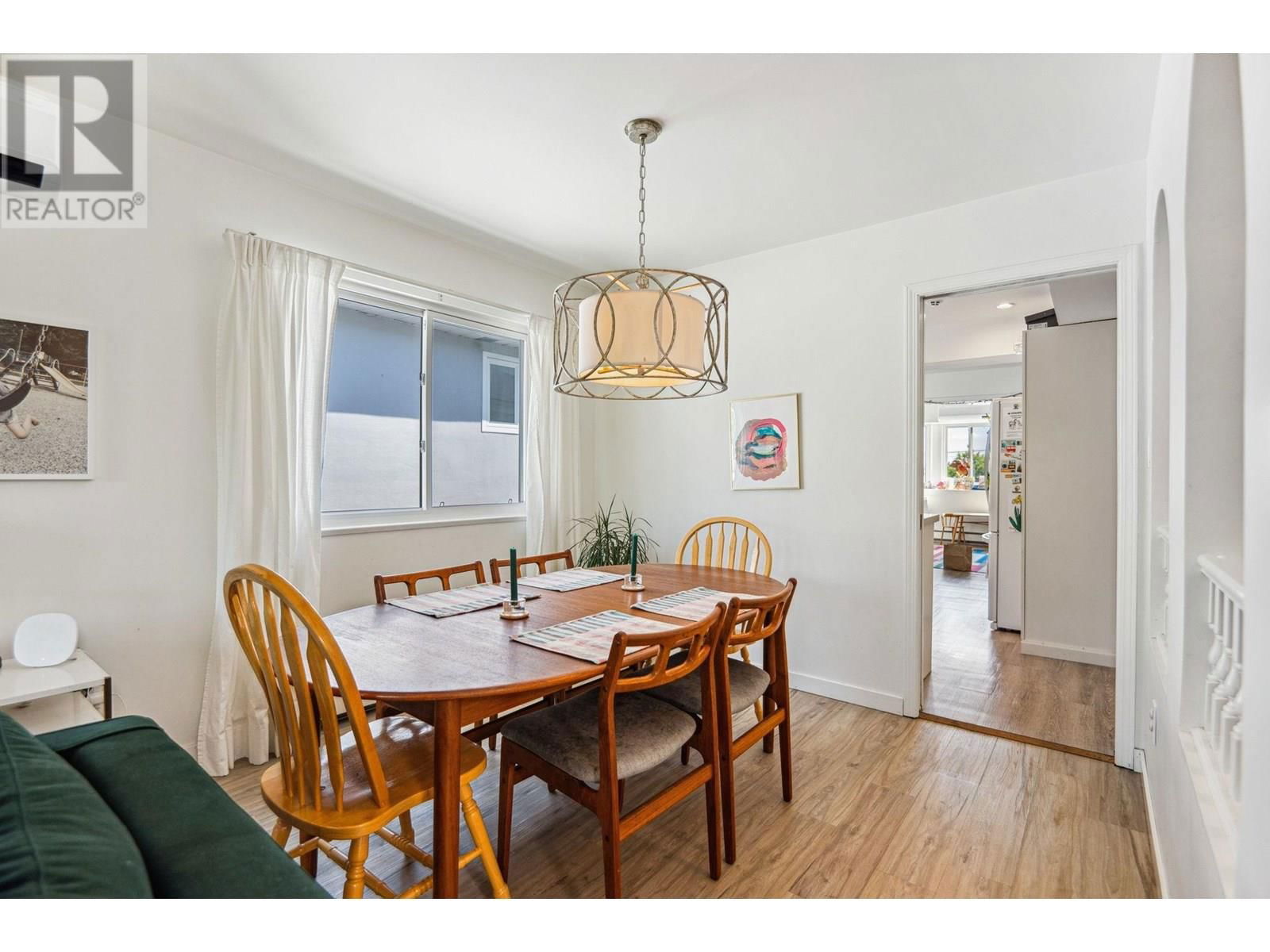 4334 ST. CATHERINES STREET Image 7
