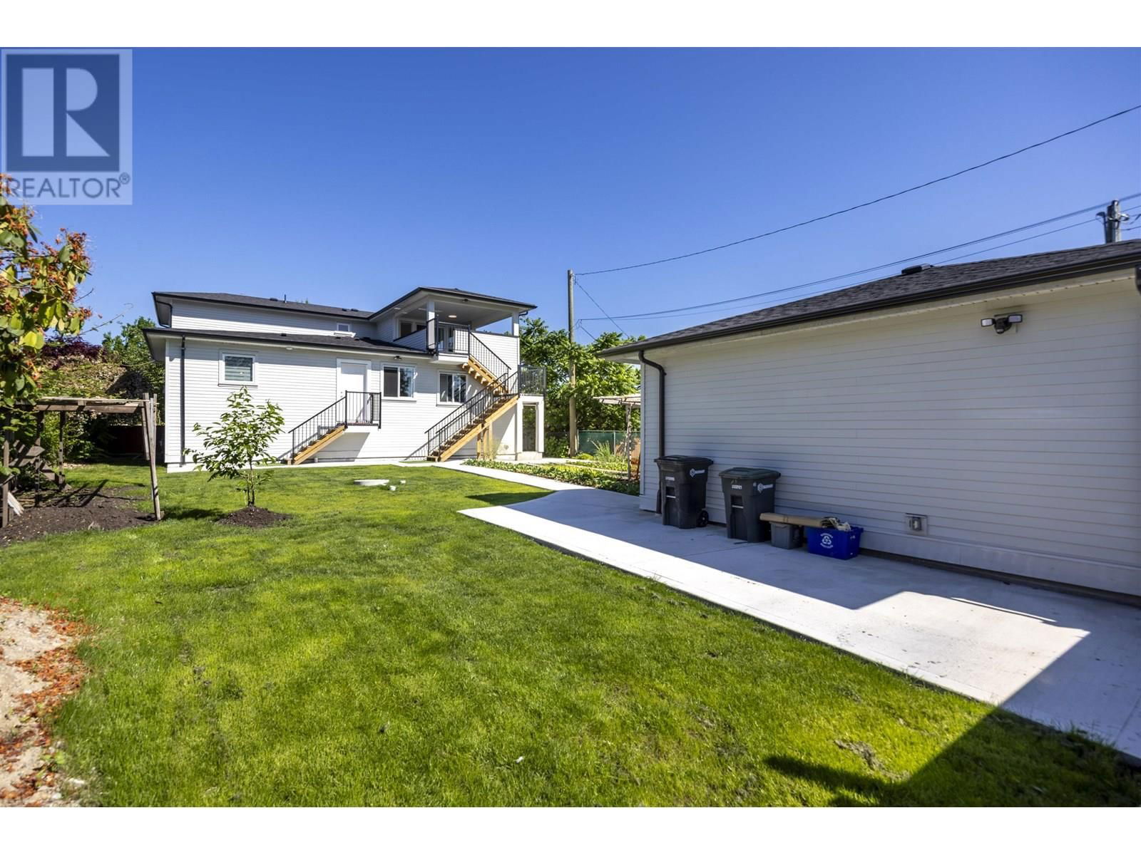 8684 12TH AVENUE Image 10