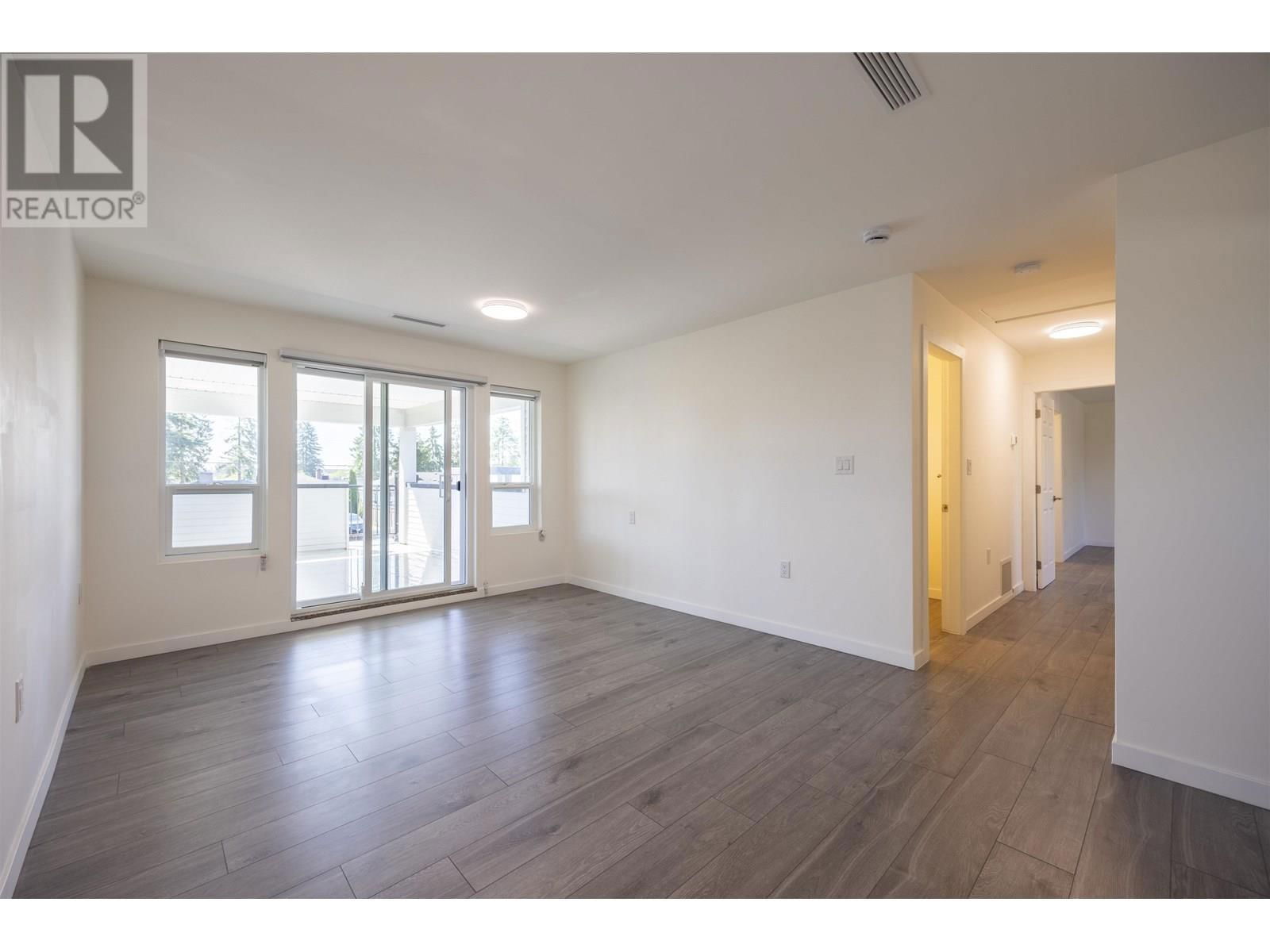 8684 12TH AVENUE Image 37