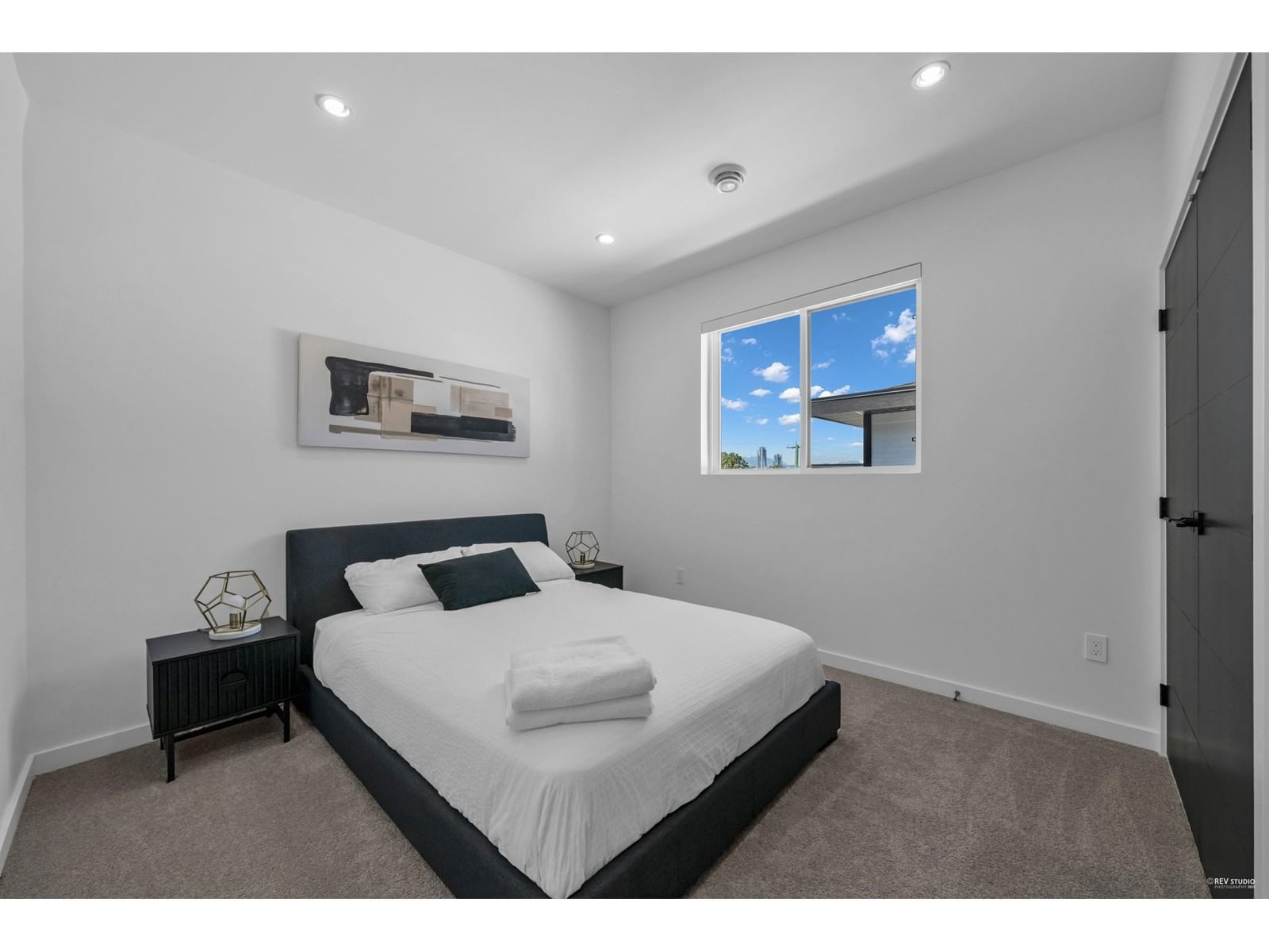 11344 RIVER Image 35