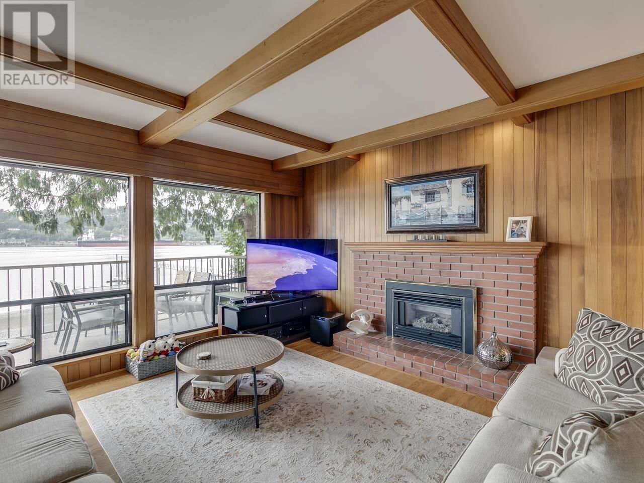 844 ALDERSIDE ROAD Image 13