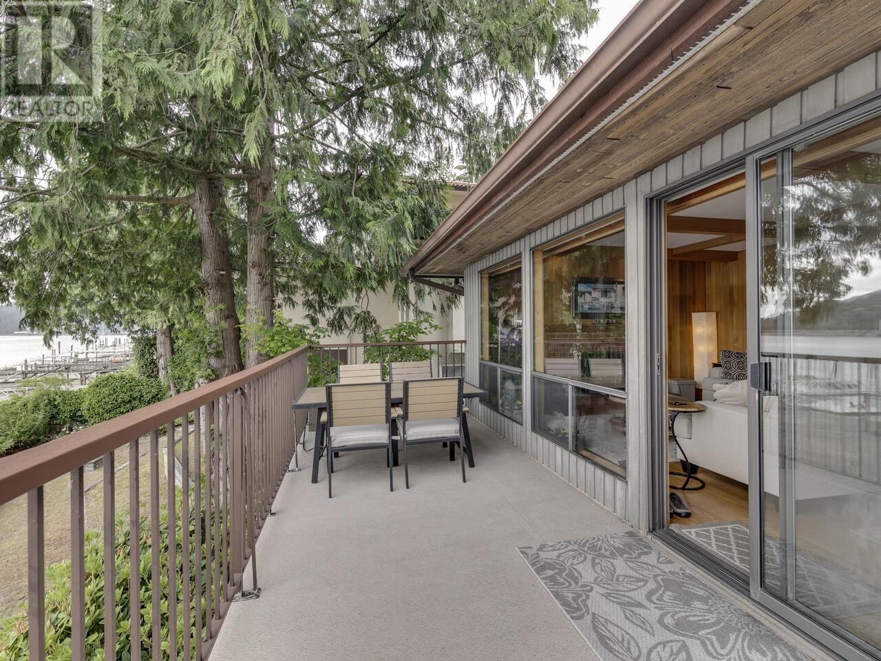 844 ALDERSIDE ROAD Image 15