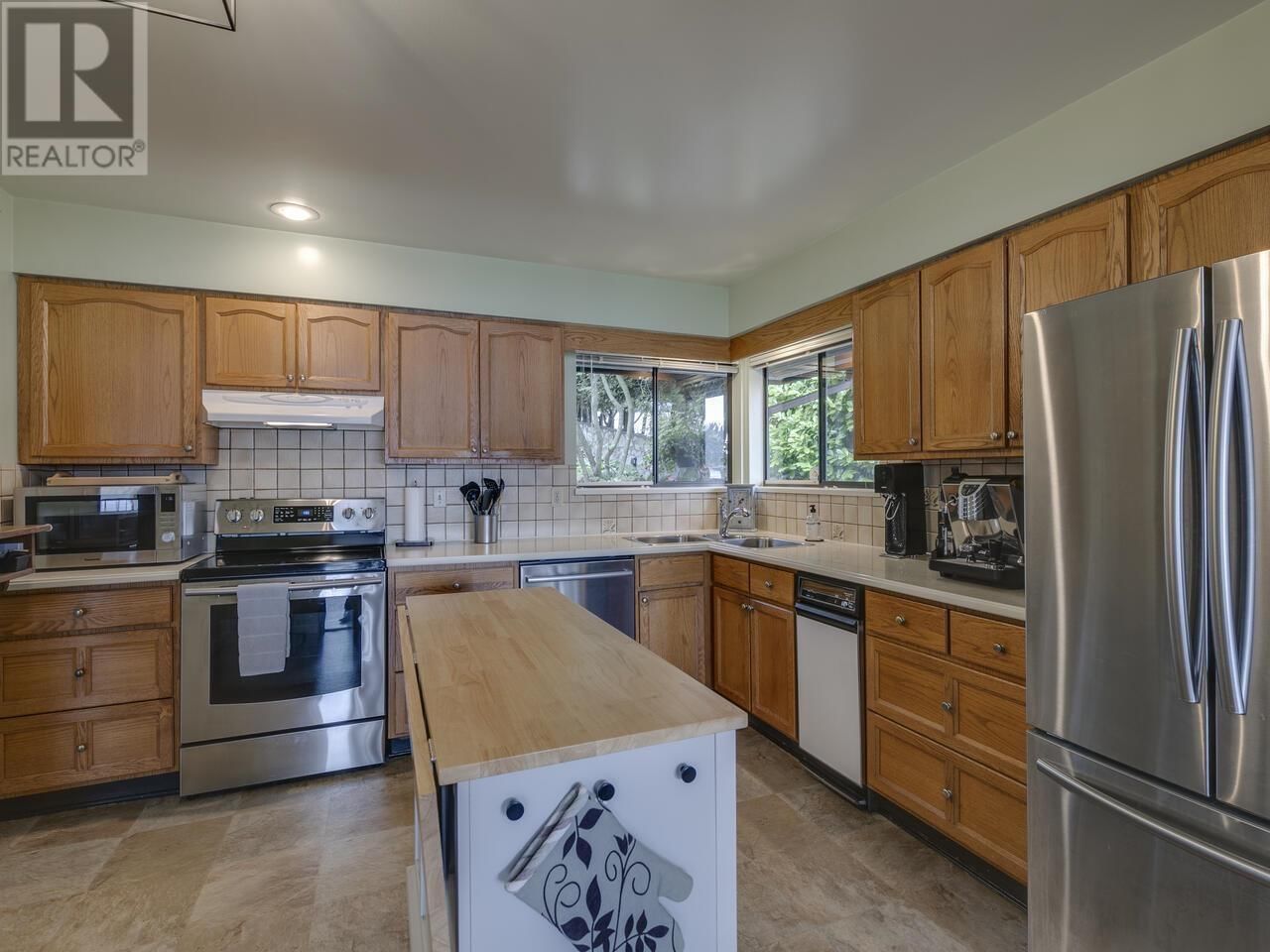 844 ALDERSIDE ROAD Image 21