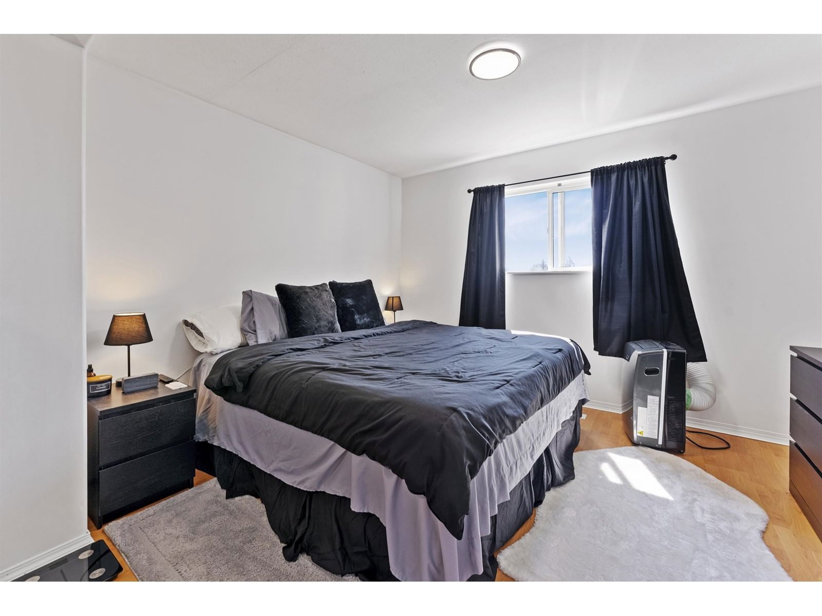 32572 FLEMING Image 14