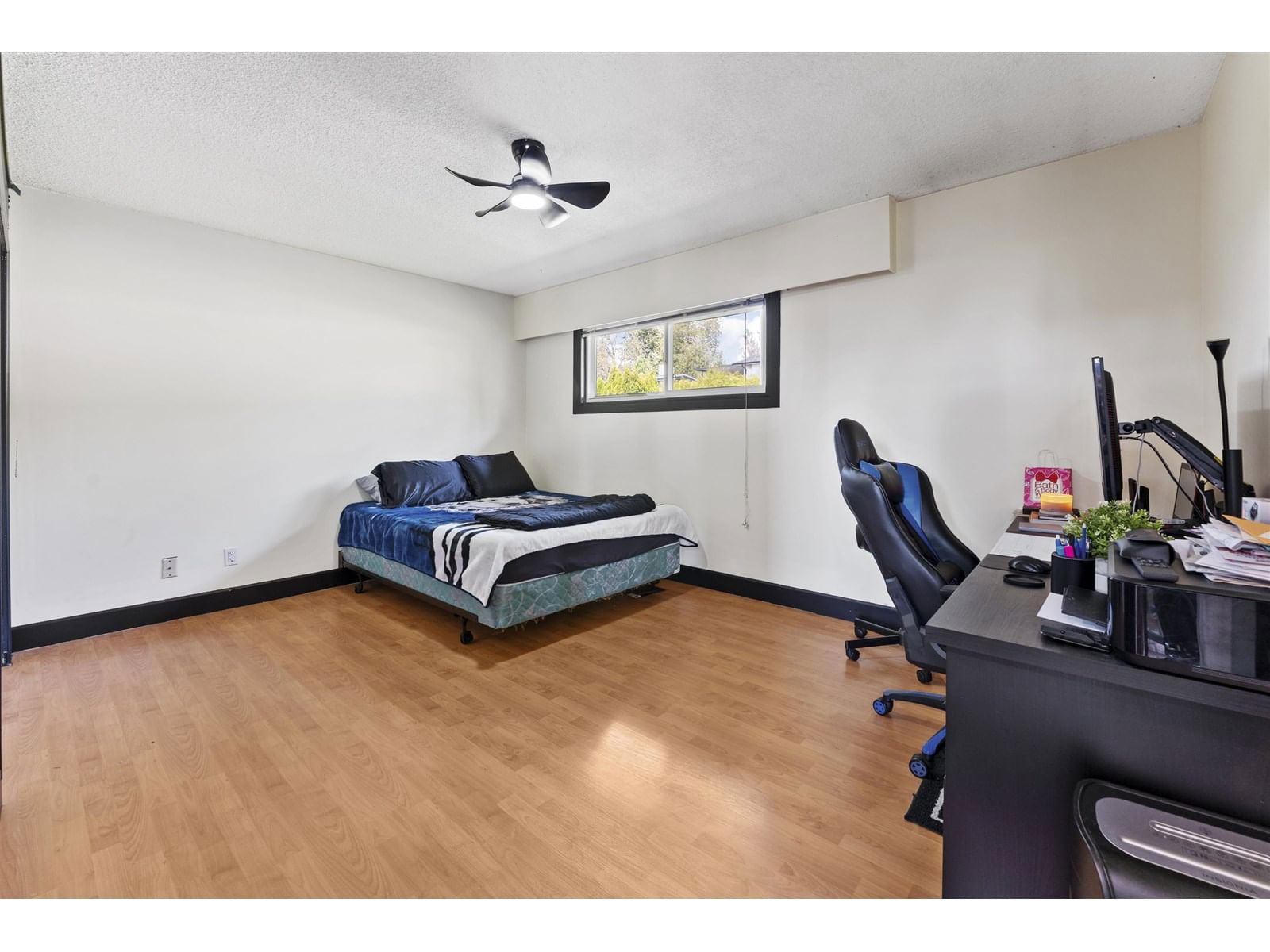 32572 FLEMING Image 16