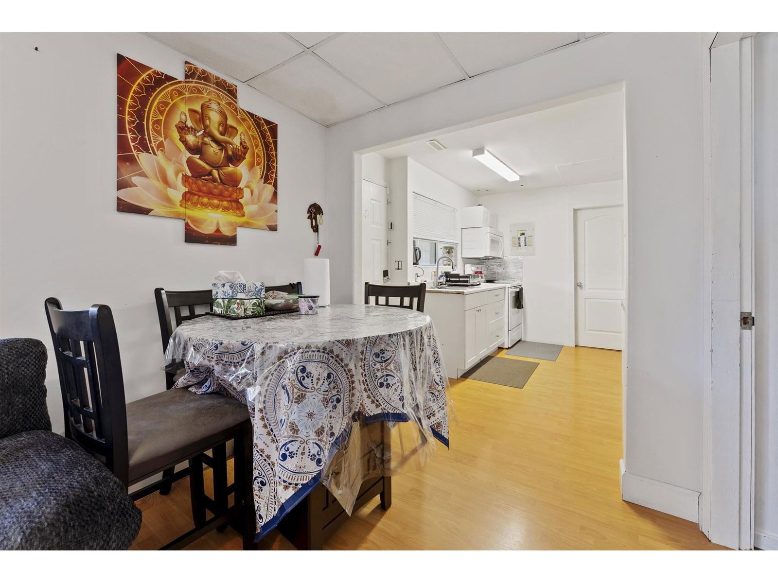 32572 FLEMING Image 20