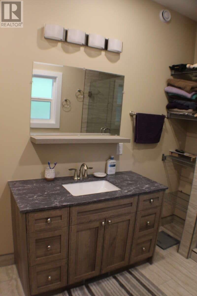 2865 ROSELAND AVENUE Image 21