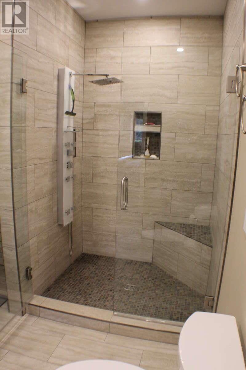 2865 ROSELAND AVENUE Image 22