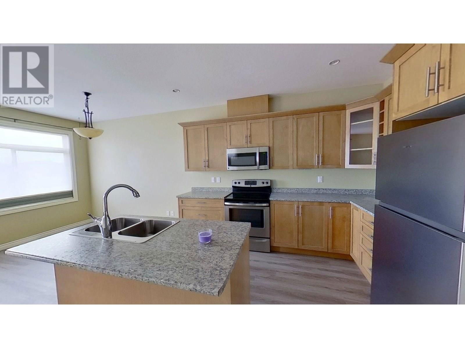 8311 87 AVENUE Image 8