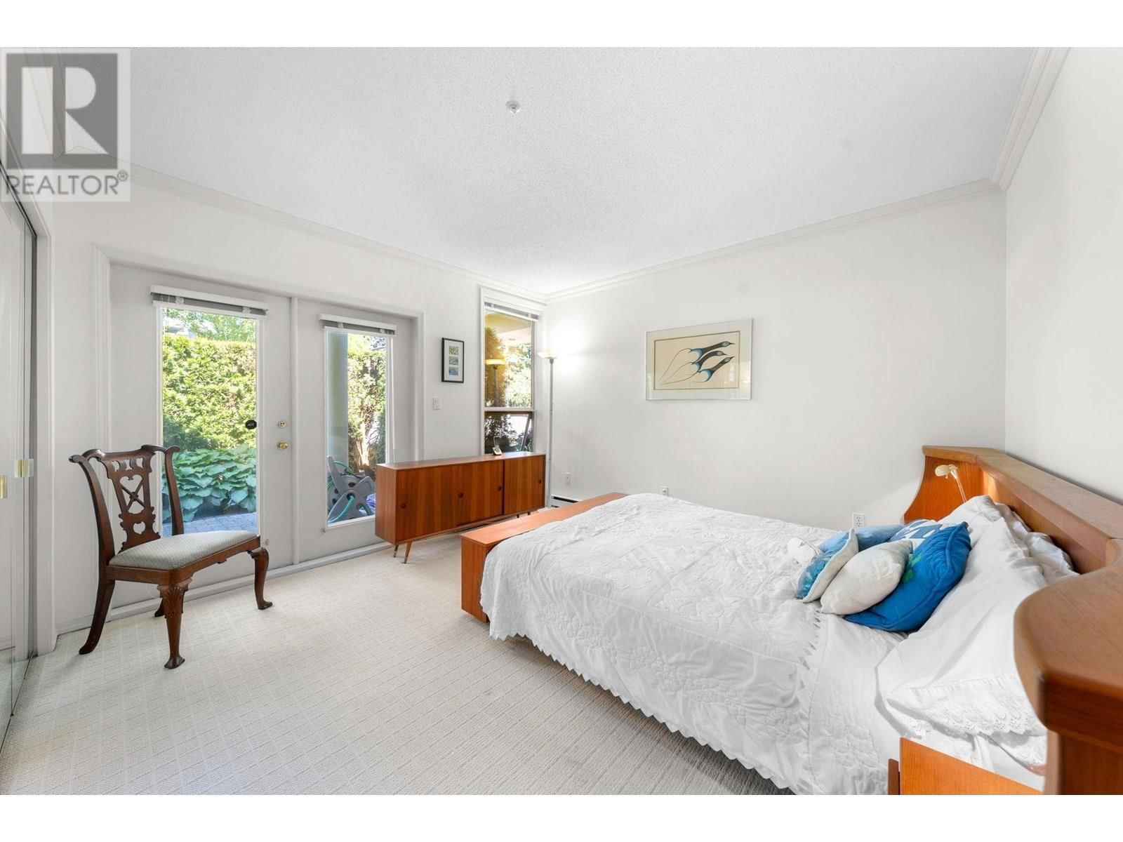 101 - 2202 MARINE DRIVE Image 14