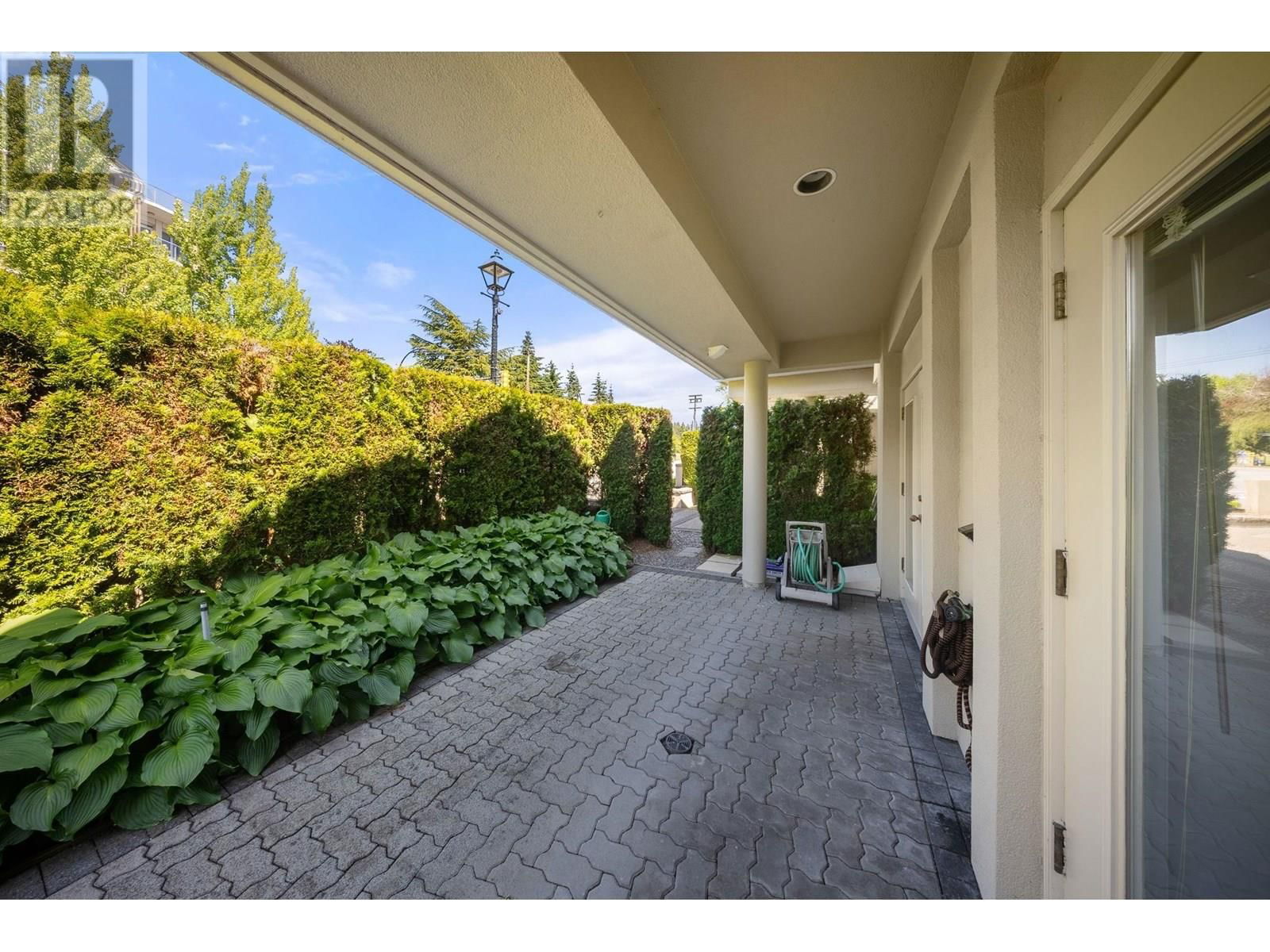 101 - 2202 MARINE DRIVE Image 26