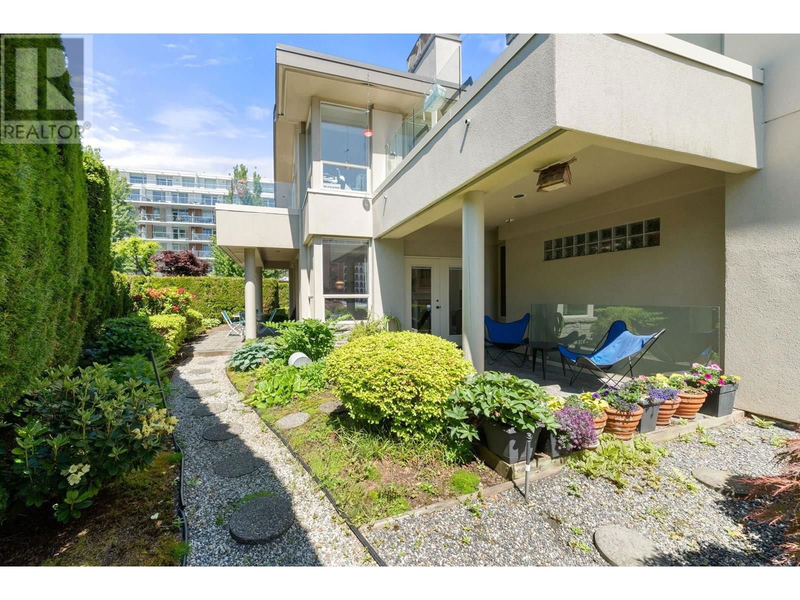 101 - 2202 MARINE DRIVE Image 27