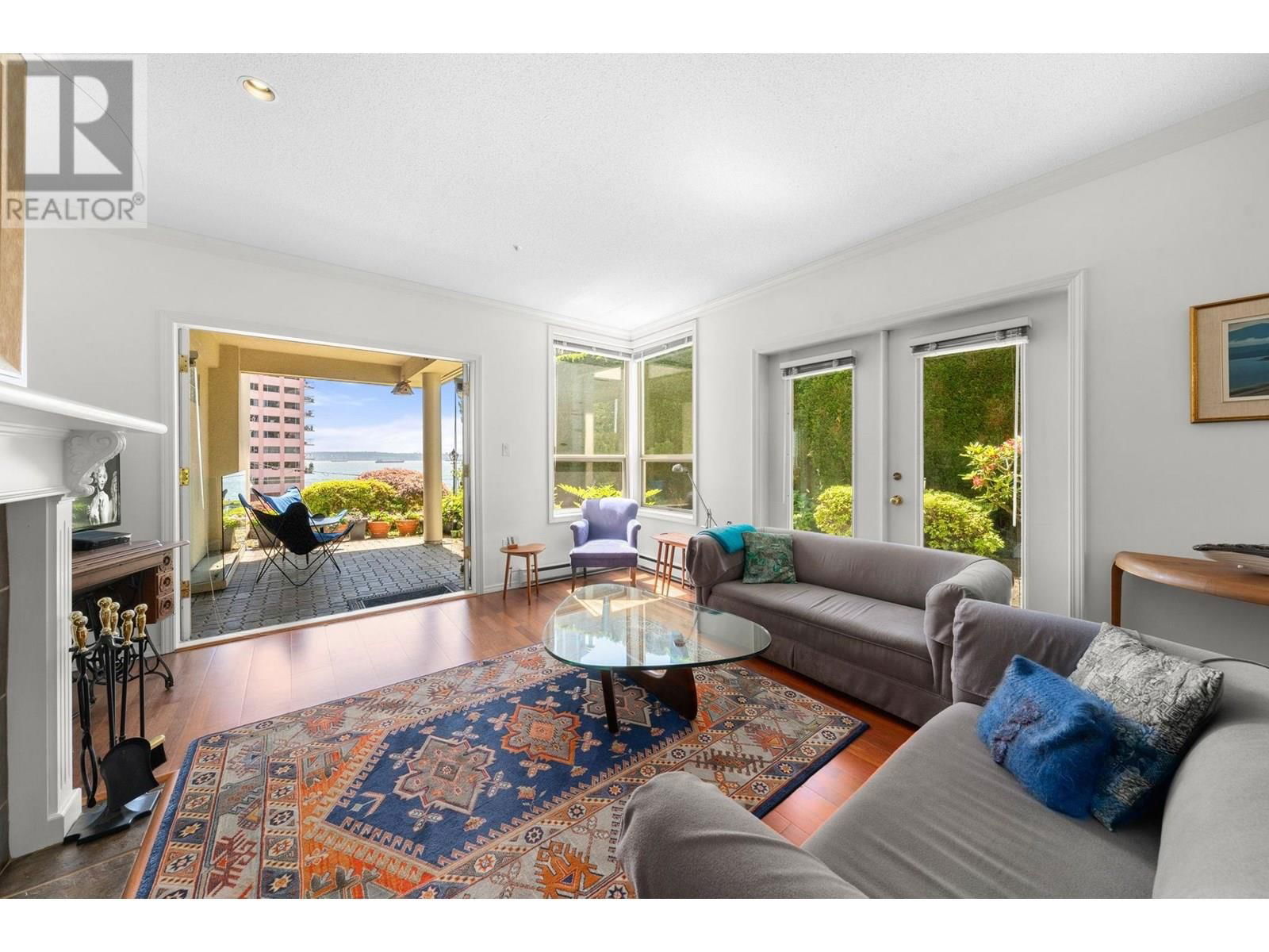 101 - 2202 MARINE DRIVE Image 3