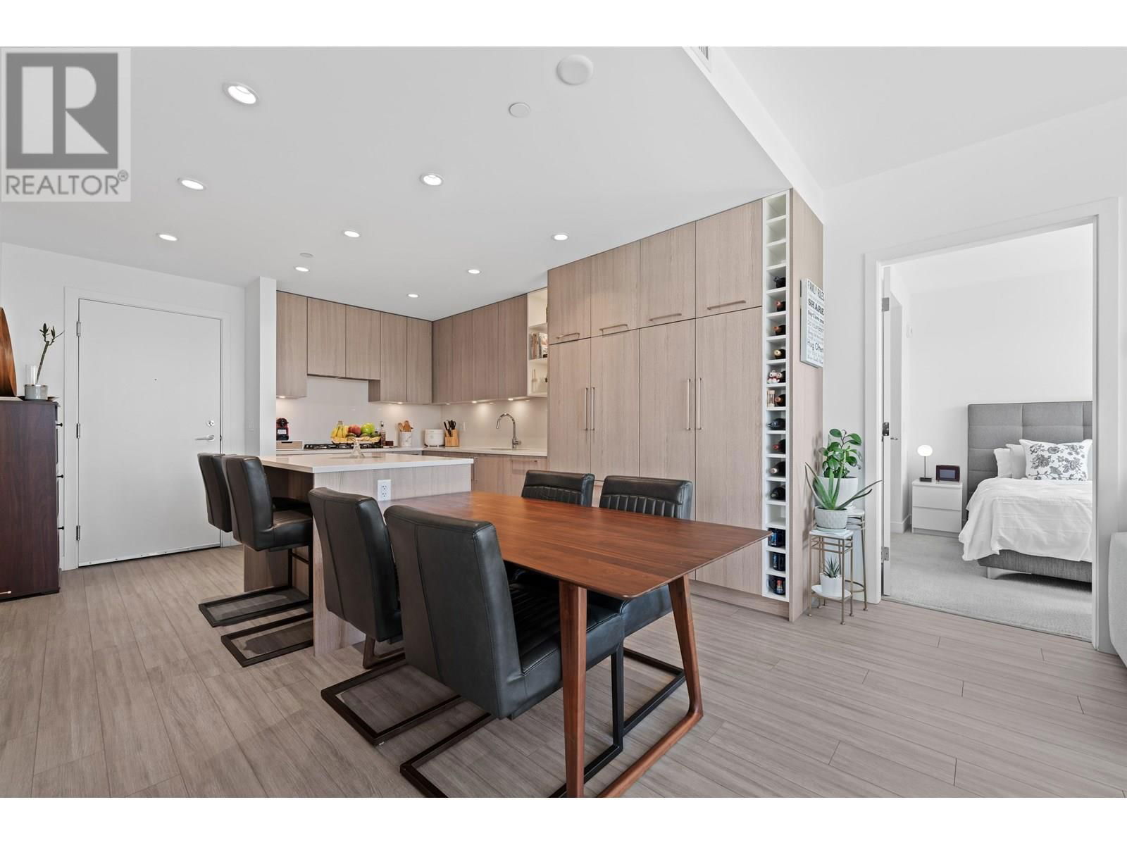 305 - 747 3RD STREET Image 10