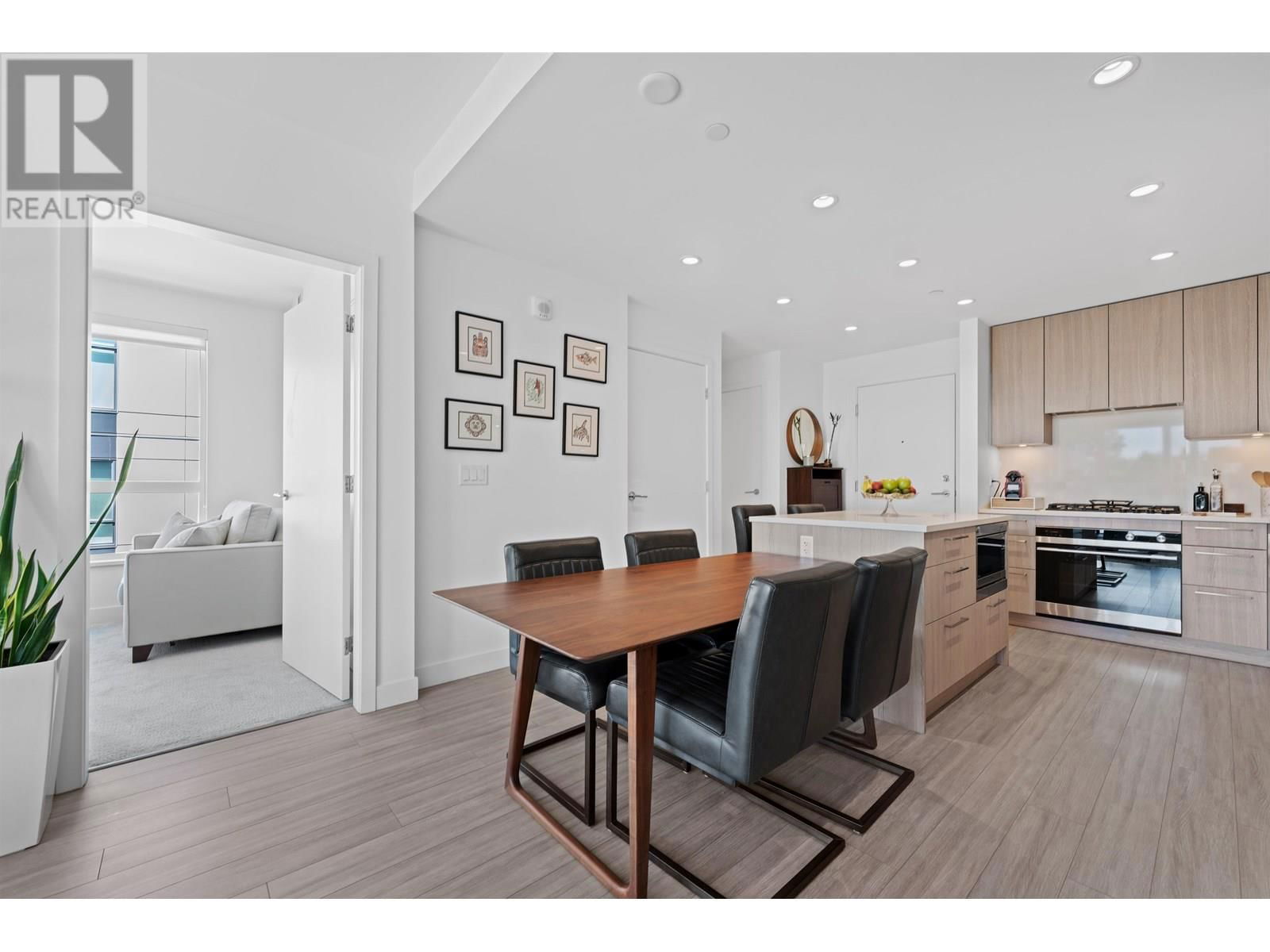 305 - 747 3RD STREET Image 11