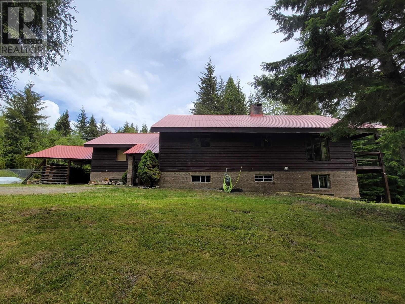 5289 DARCI AVENUE Image 2