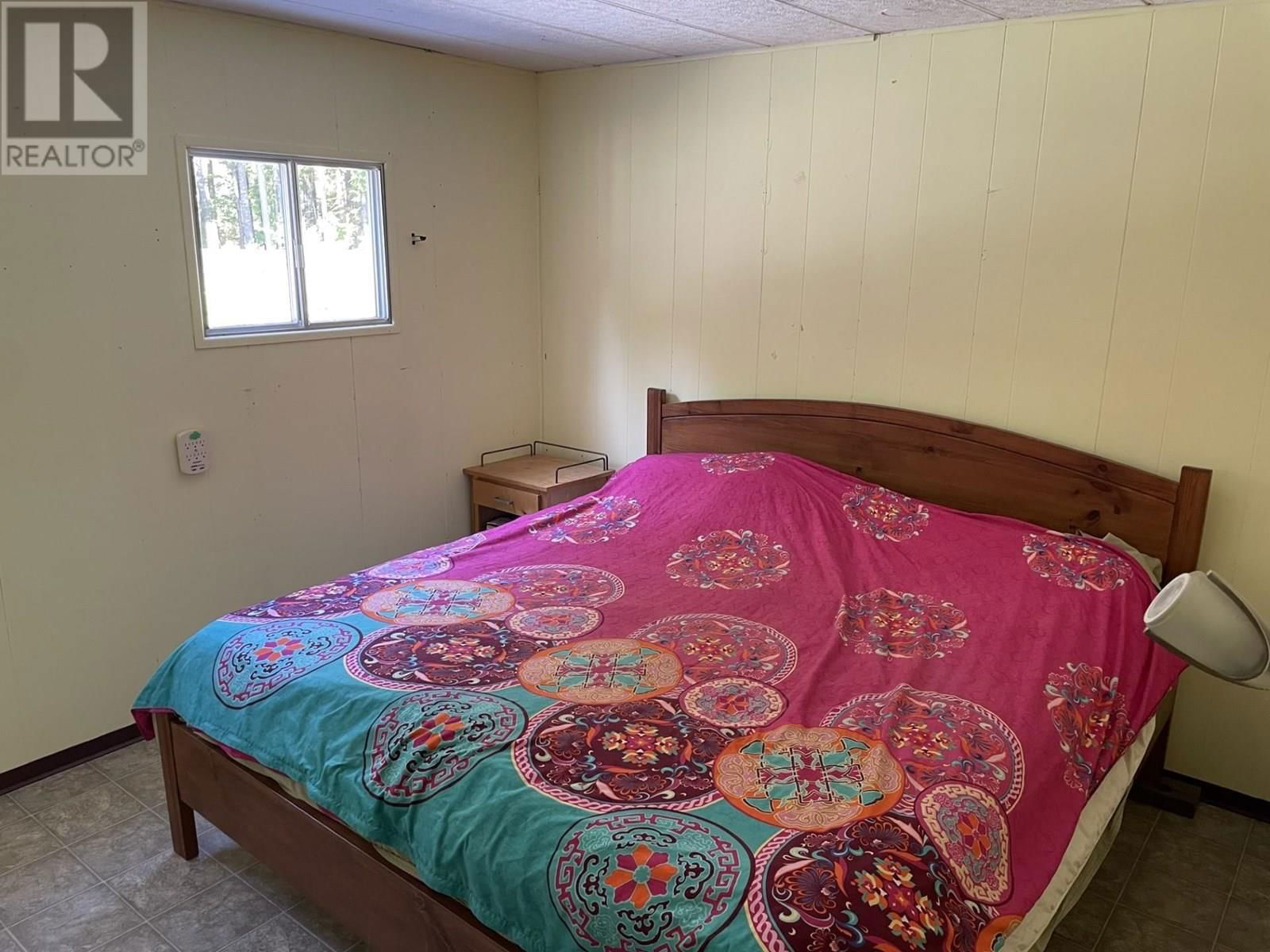 5258 OLD REMO ROAD Image 13