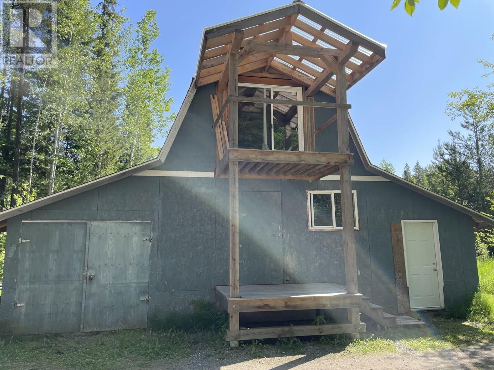 5258 OLD REMO ROAD Image 28