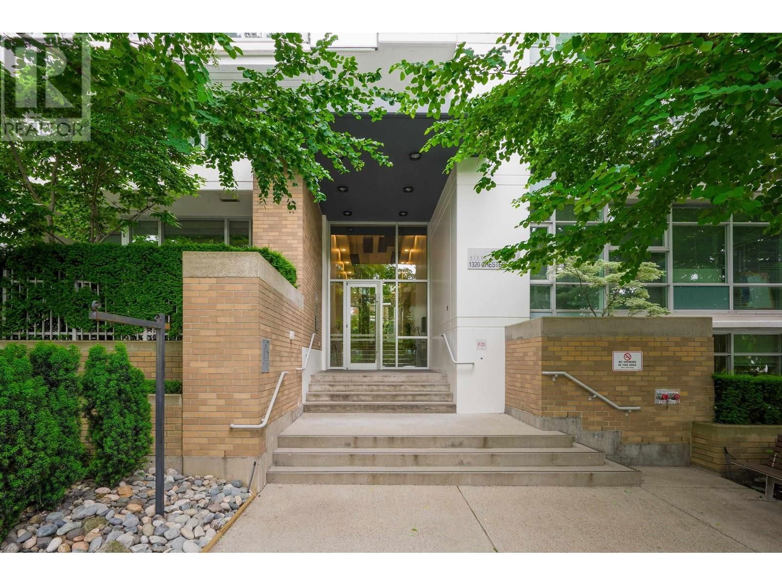 1406 - 1320 CHESTERFIELD AVENUE Image 23