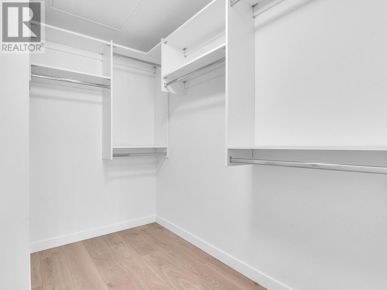 311 - 2520 GUELPH STREET Image 10