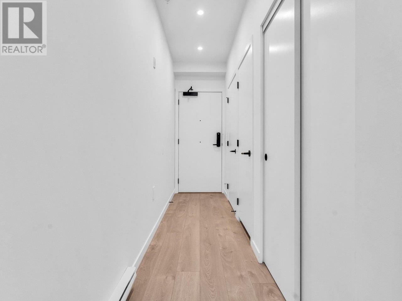311 - 2520 GUELPH STREET Image 11