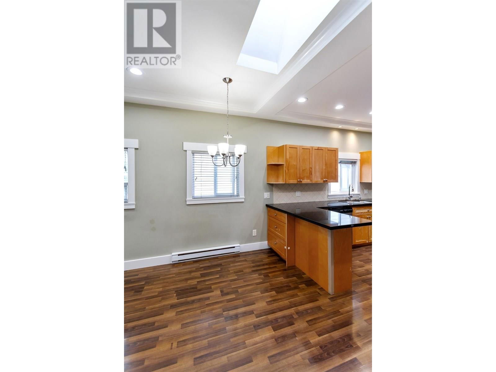 3423 27TH AVENUE Image 7