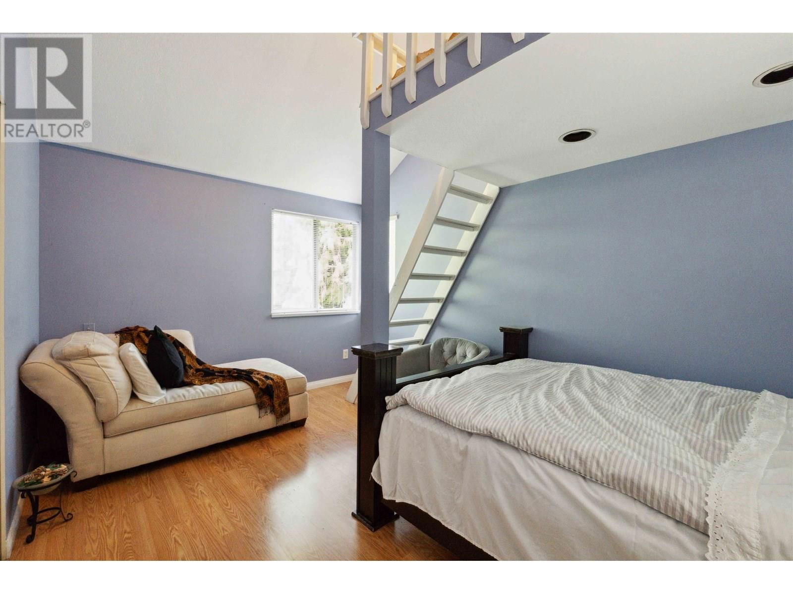 22537 BRICKWOOD CLOSE Image 13