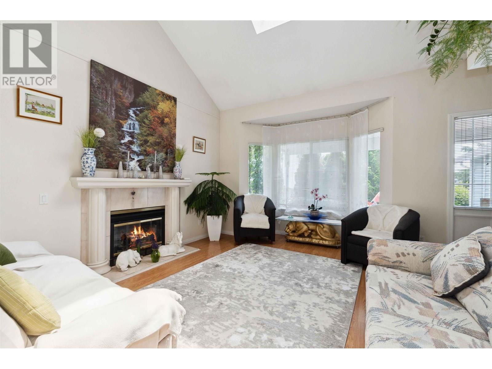 22537 BRICKWOOD CLOSE Image 3