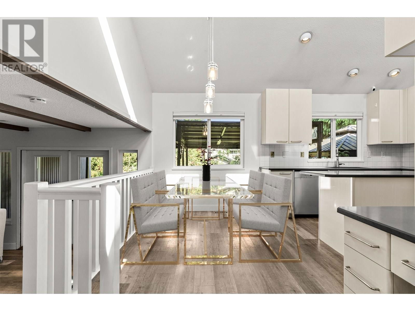 556 TRALEE PLACE Image 24
