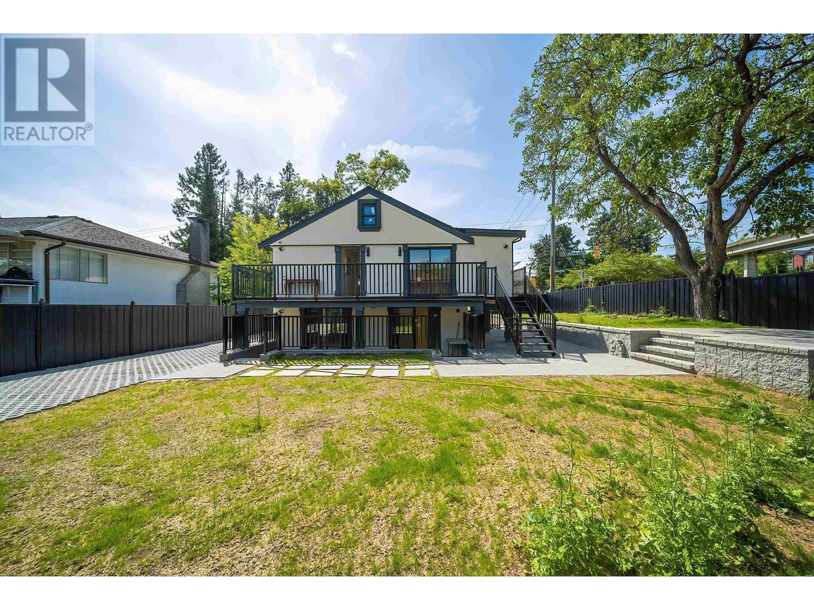 7620 GILLEY AVENUE Image 3