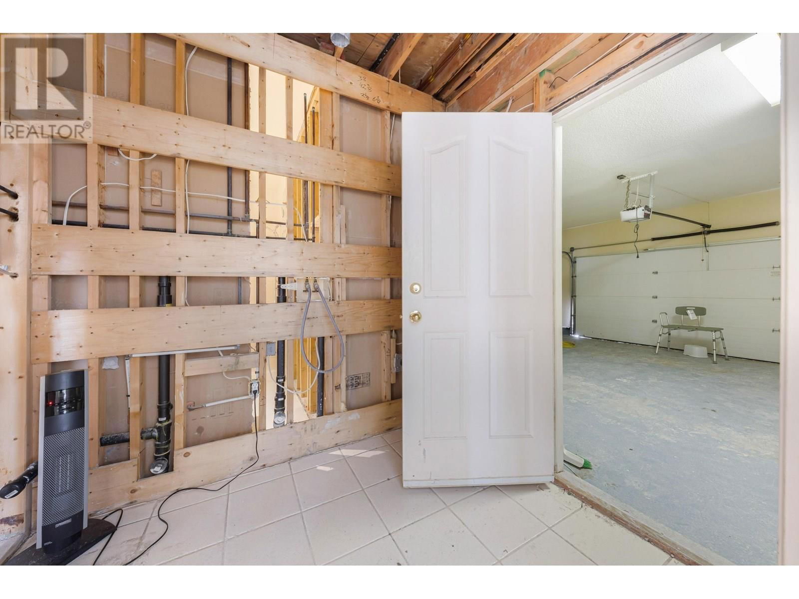 72 - 5531 CORNWALL DRIVE Image 20