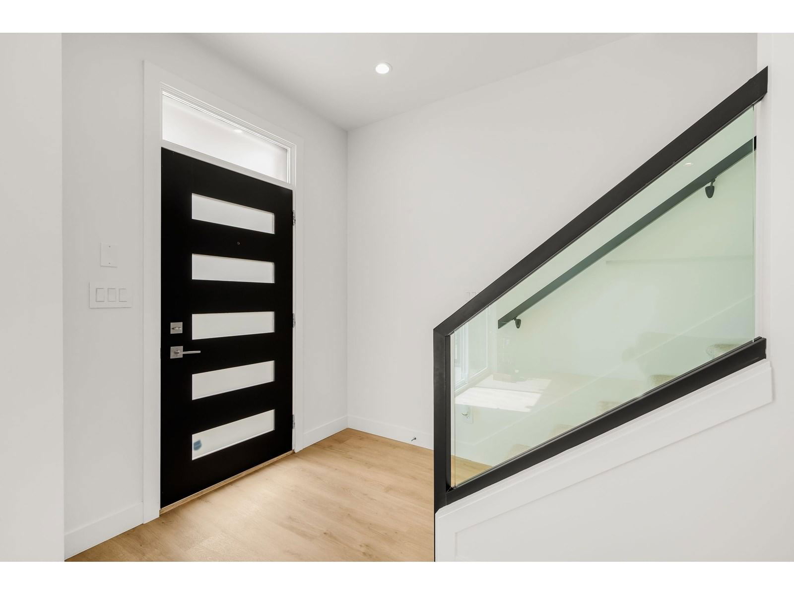 4 - 45437 SPADINA AVENUE Image 10