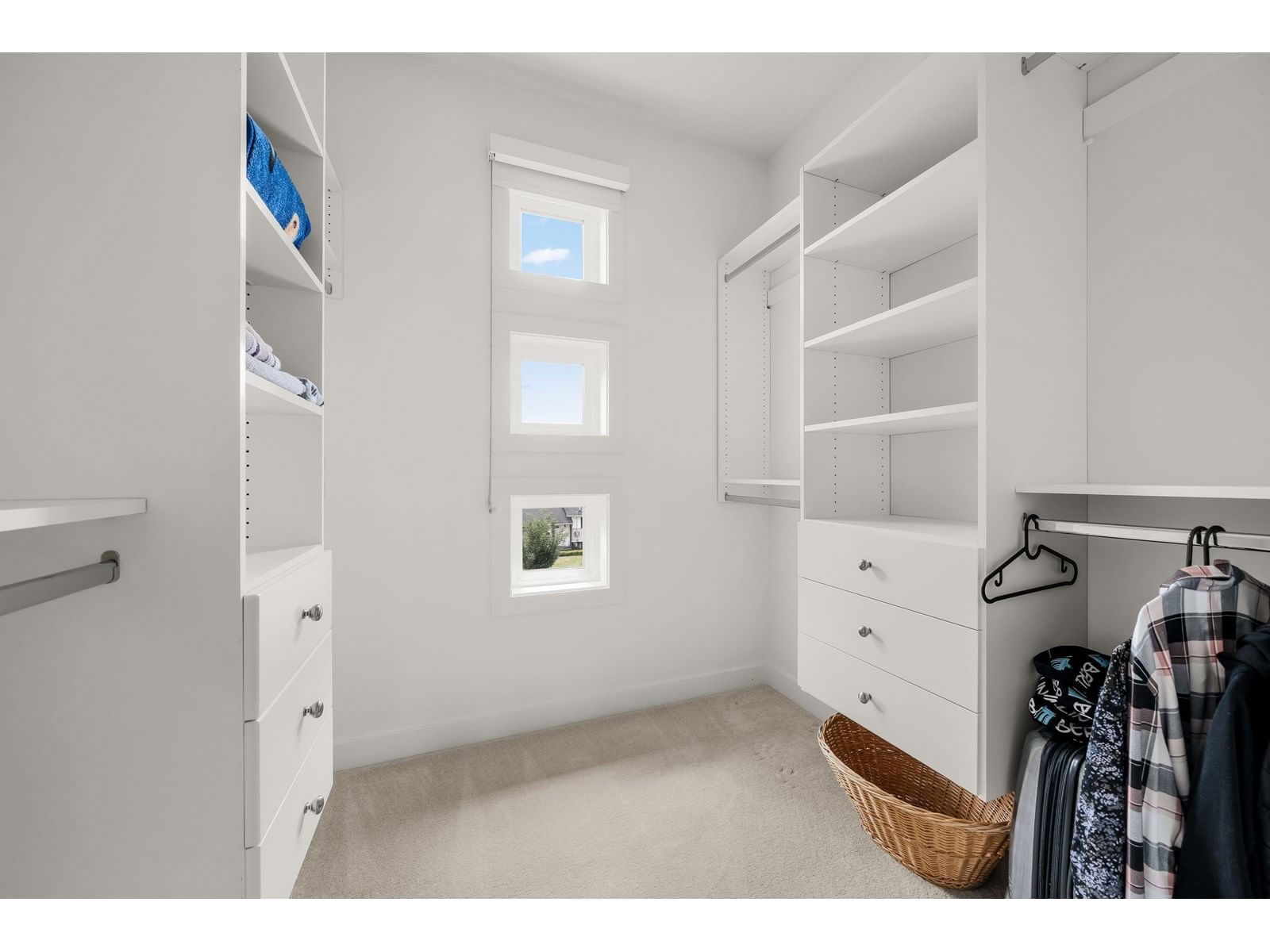 4 - 45437 SPADINA AVENUE Image 14
