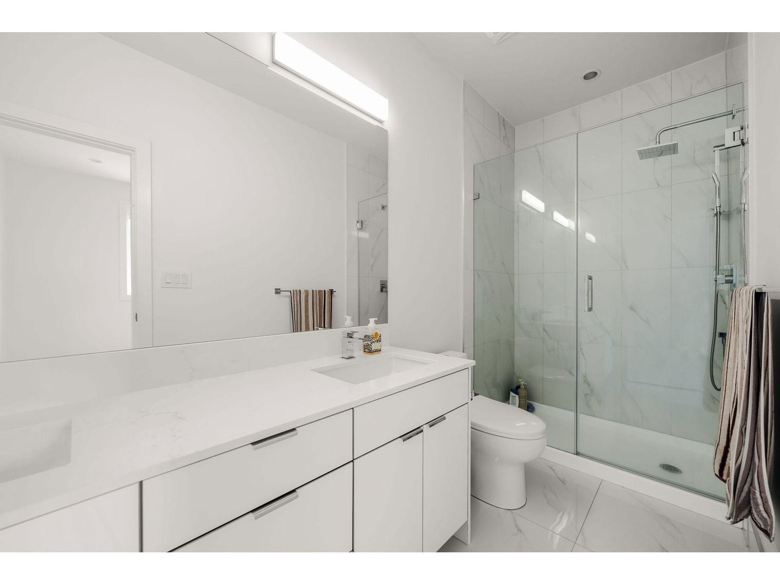 4 - 45437 SPADINA AVENUE Image 27