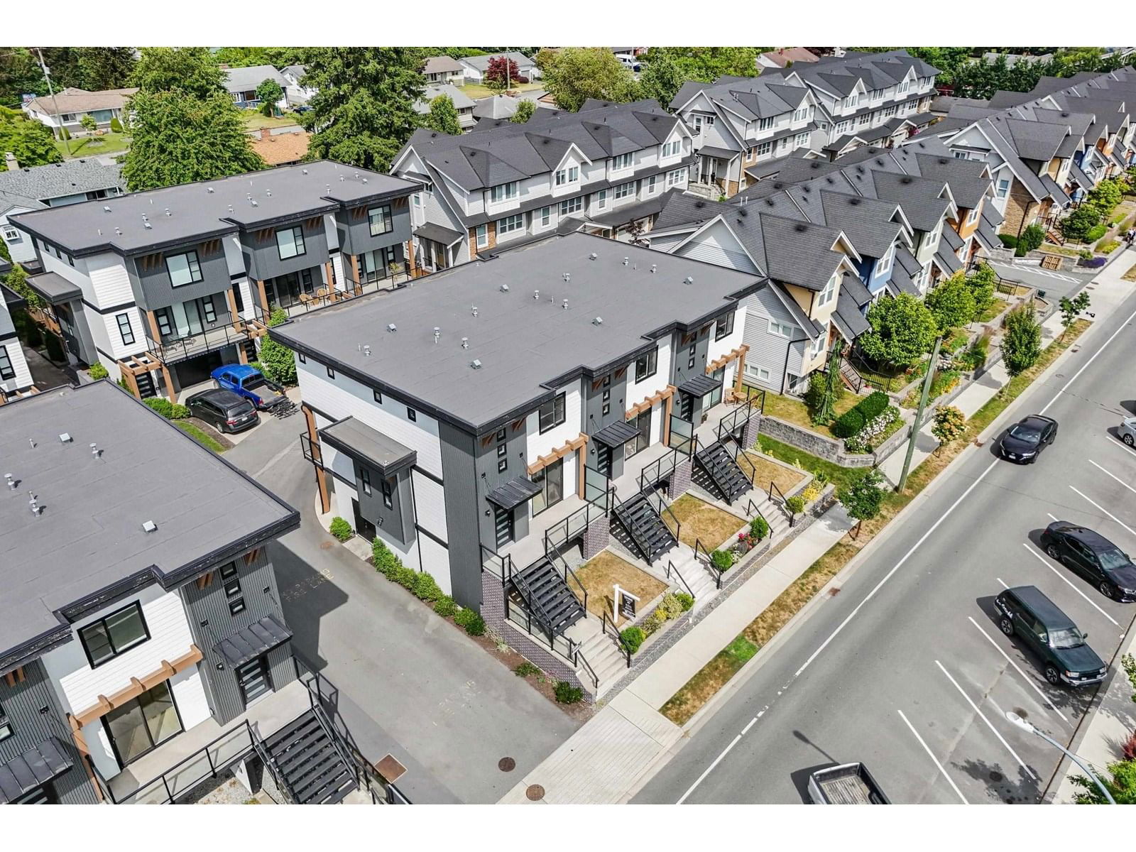 4 - 45437 SPADINA AVENUE Image 32