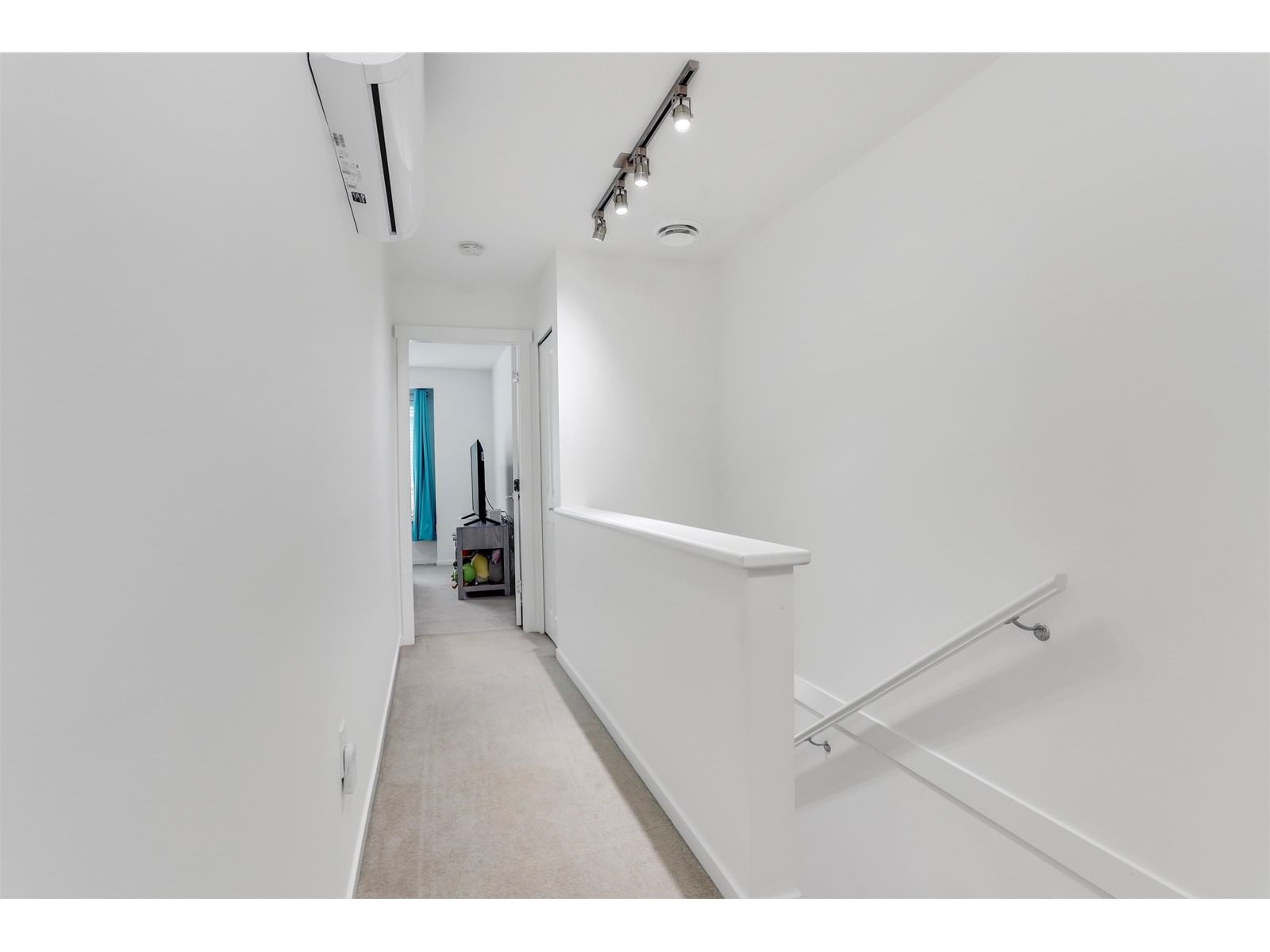 51 - 15778 85 Image 29