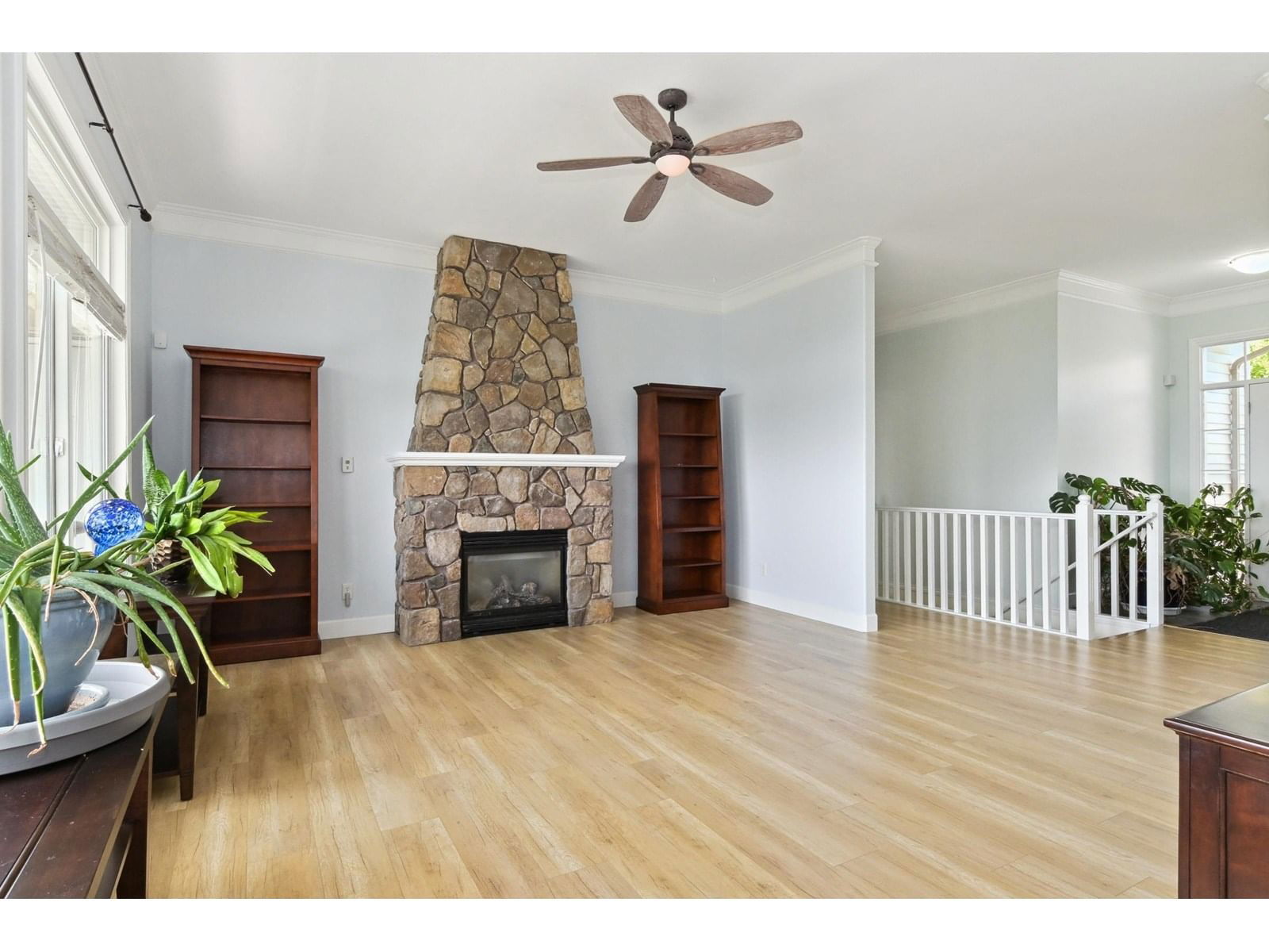 32424 BOBCAT WEST Image 9