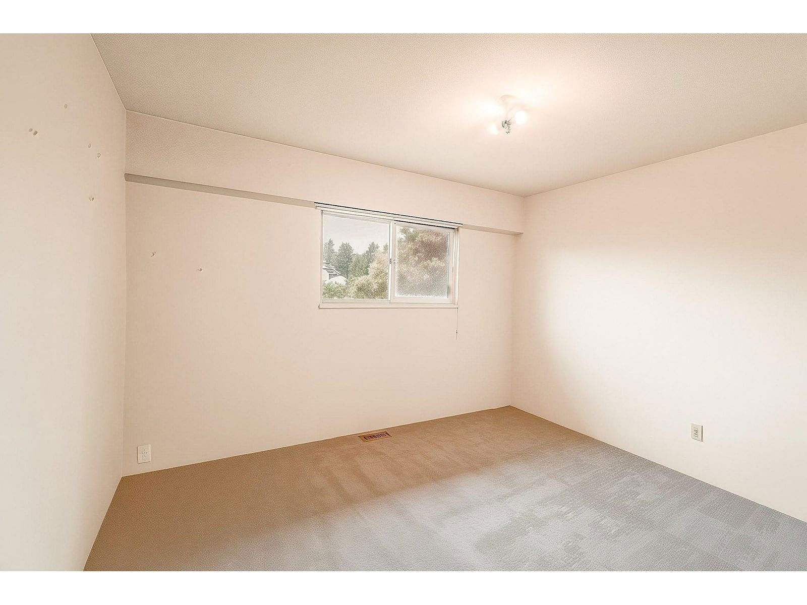 7165 115 Image 11