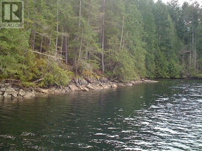 LOT 4 HIDDEN BASIN | Nelson Island British Columbia | Slide Image Two