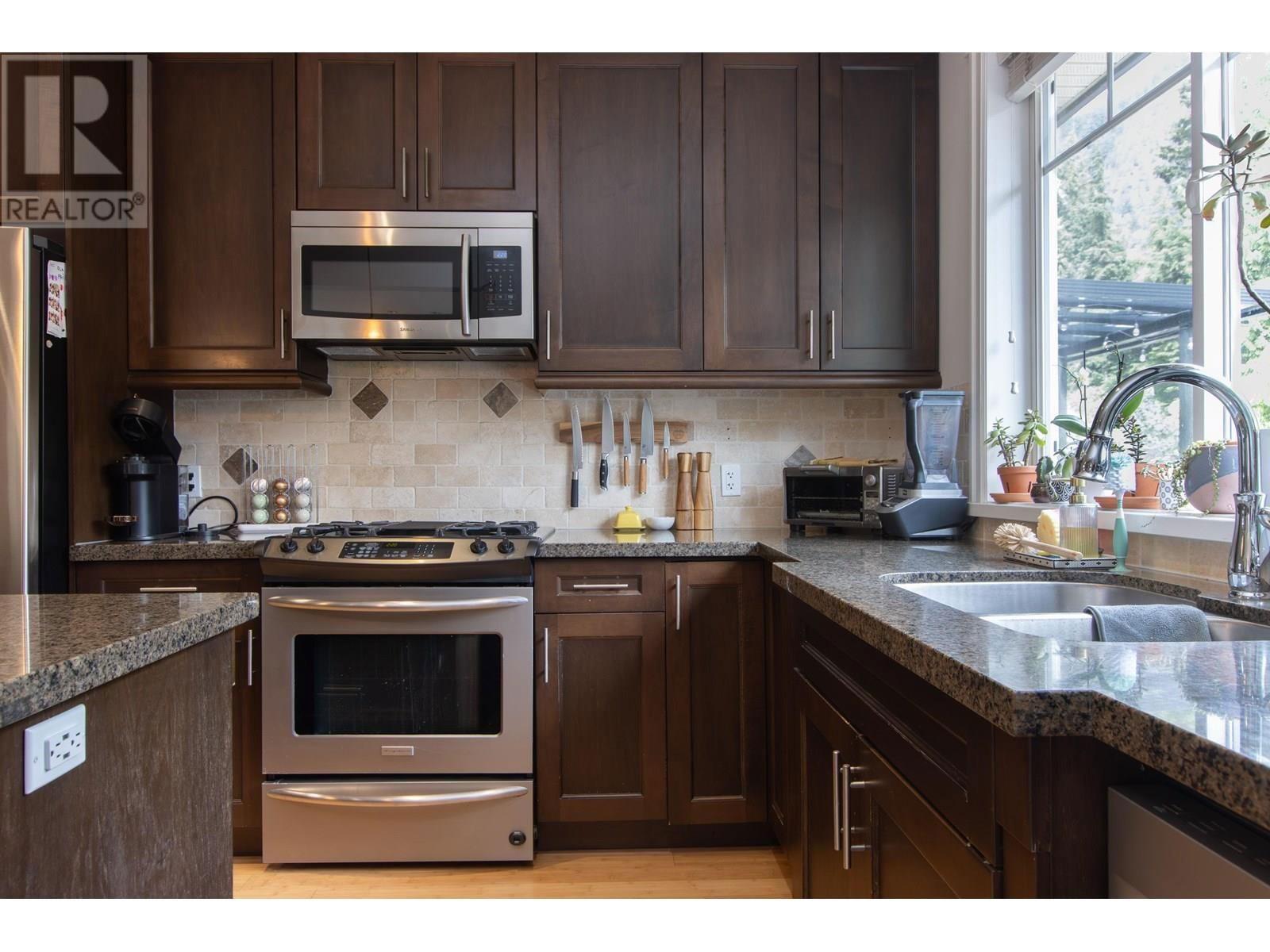 41716 HONEY LANE Image 12