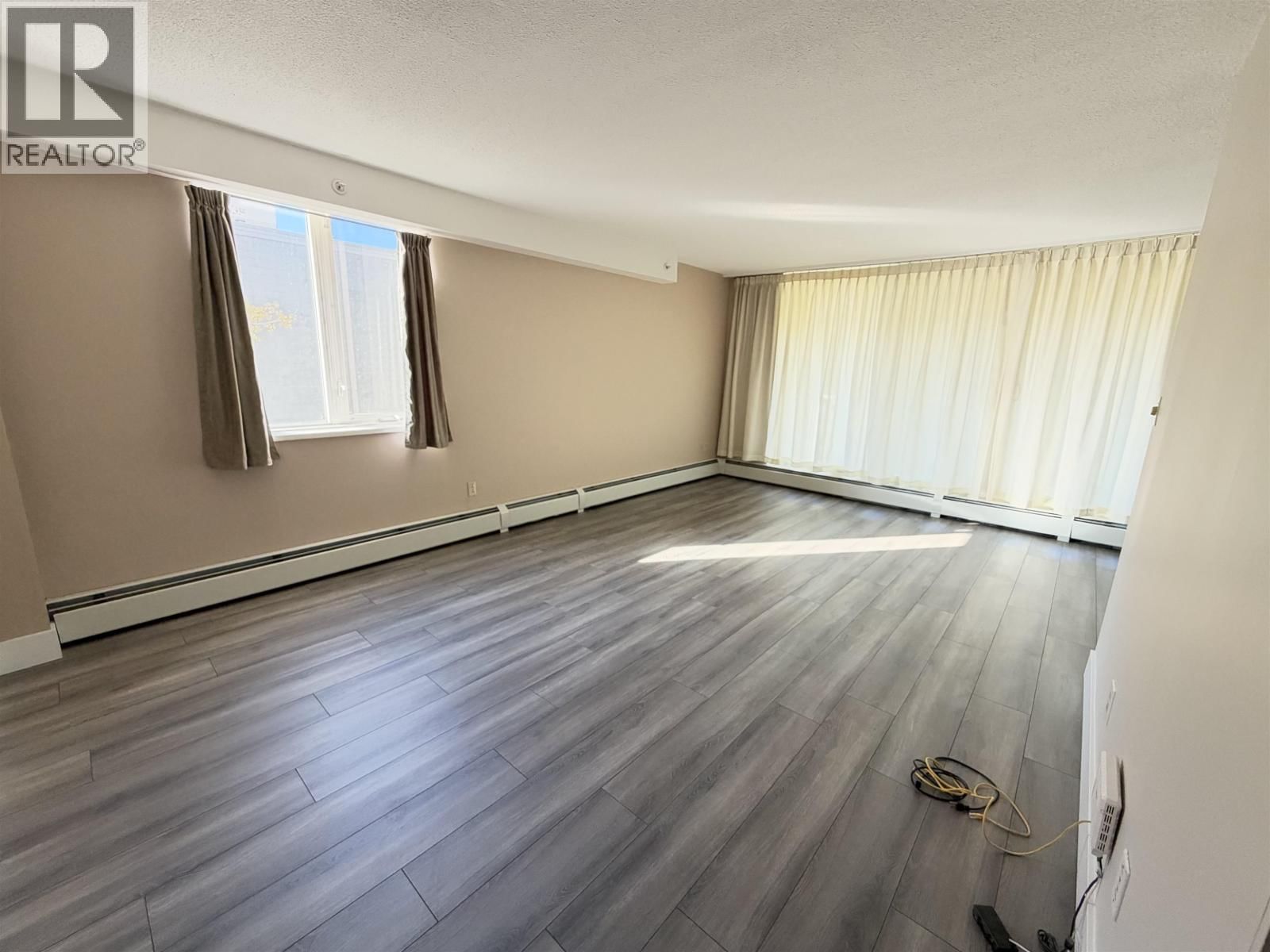 1501 QUEENSWAY, Prince George, British Columbia V2L 1L5