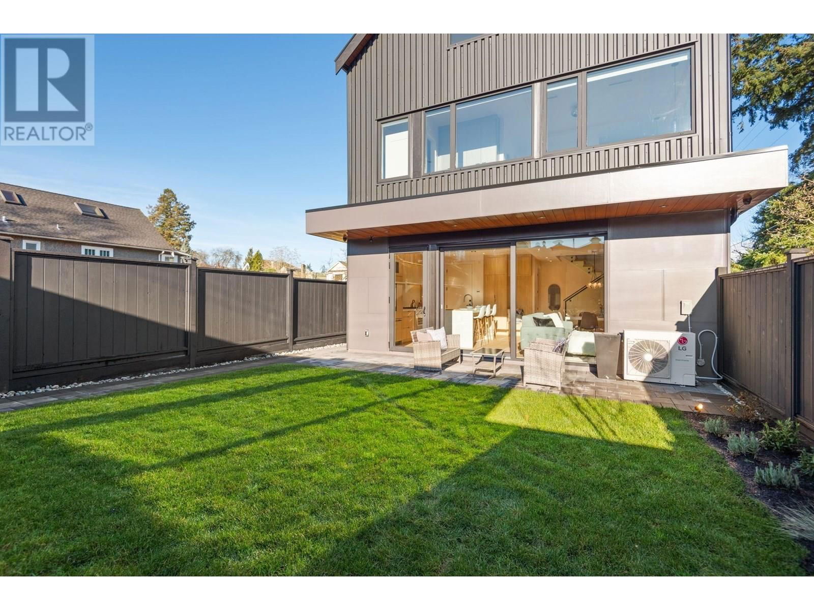2 - 3620 20TH AVENUE Image 3