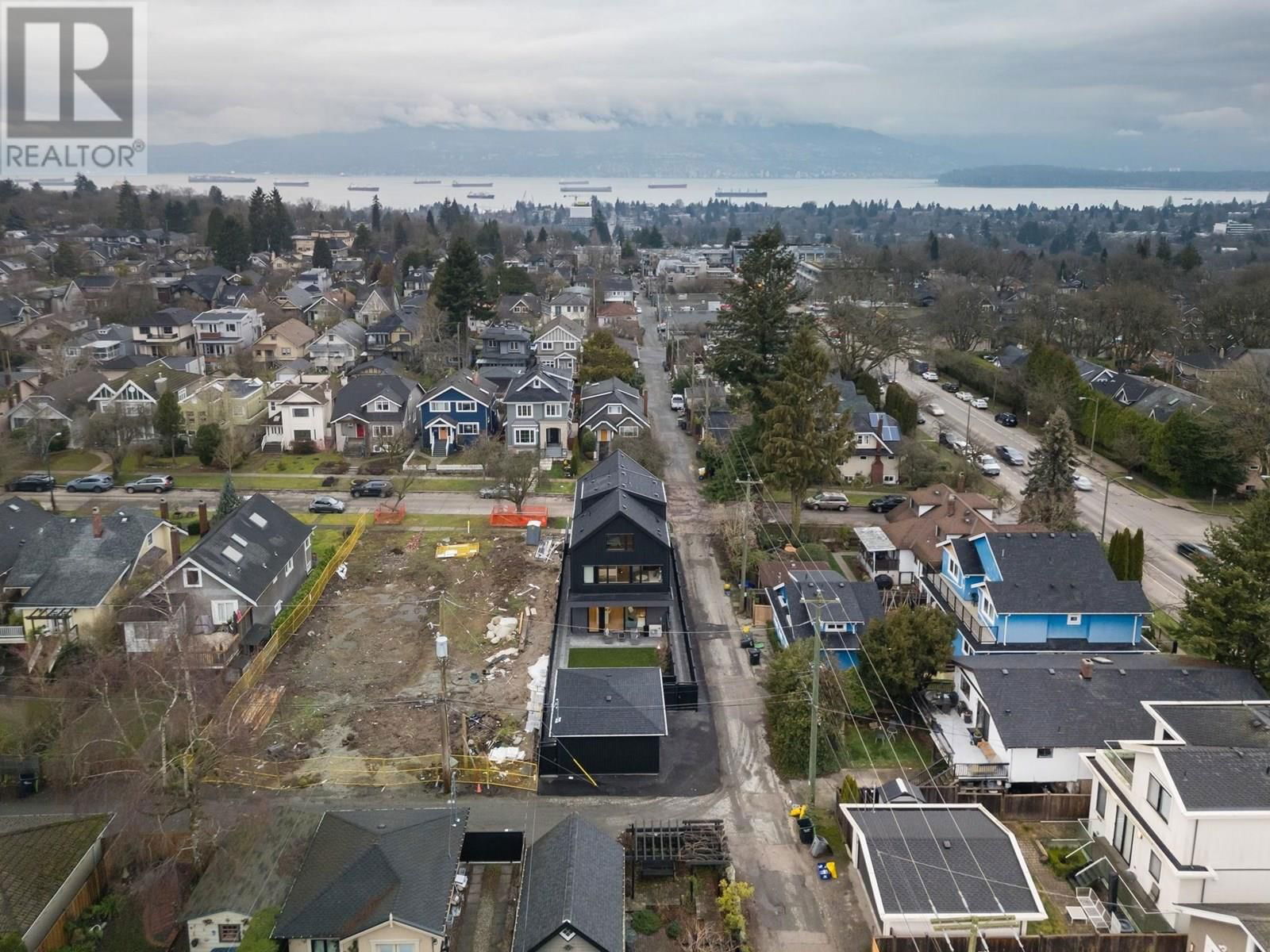 2 - 3620 20TH AVENUE Image 38